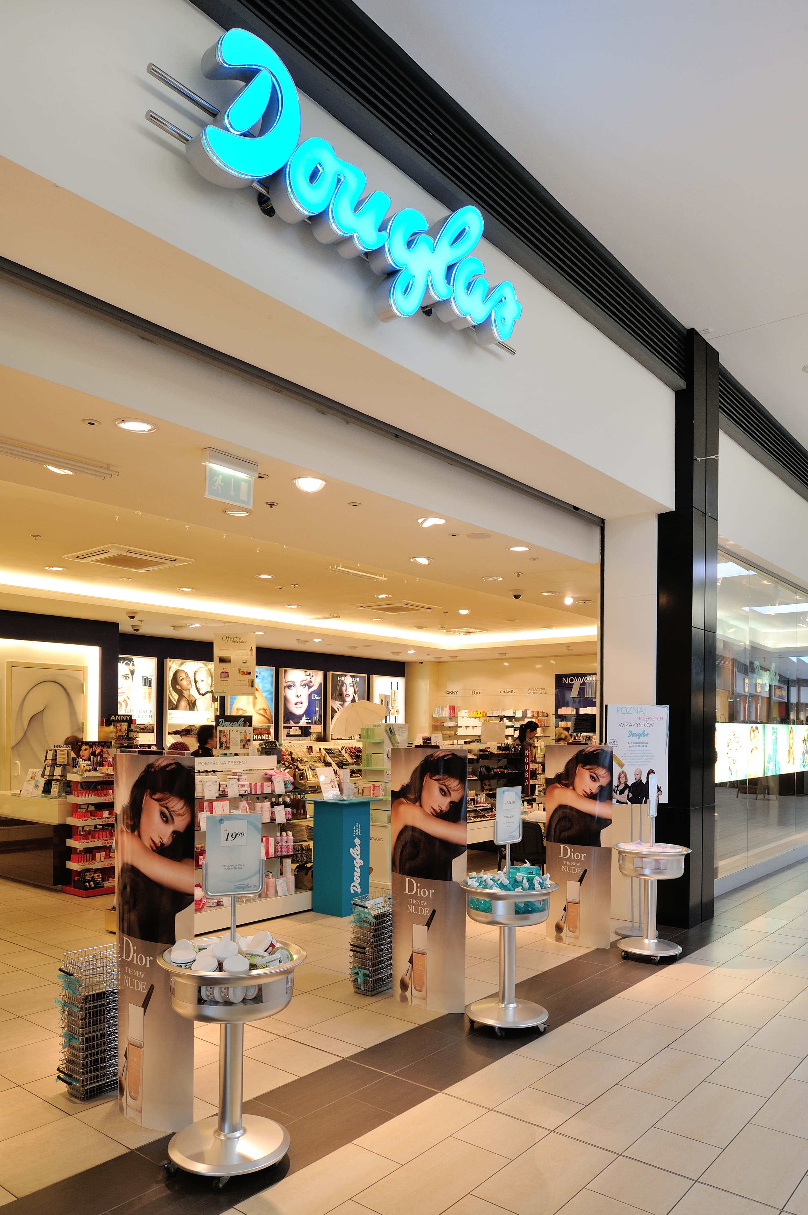 Douglas — obsługa techniczna